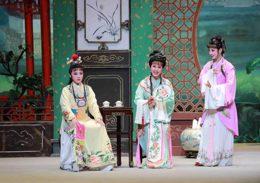 Yue Opera: The Graceful Voice of Jiangnan