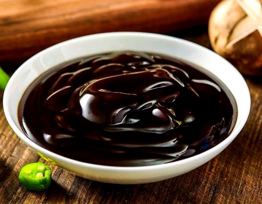 Essential Chinese Cooking Ingredients and Tools for Beginners
