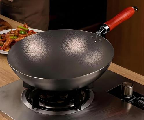 How to Choose a Chinese Wok: A Beginner’s Buying Guide