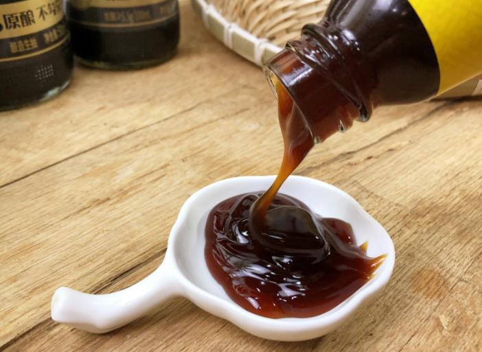 Chinese Sauces Explained: Soy Sauce, Oyster Sauce, Hoisin, and More